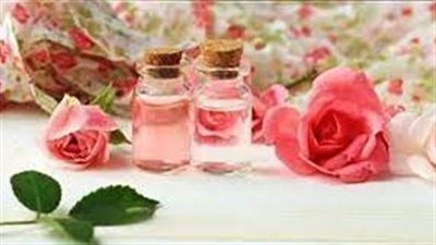 ايجابيات ماء الورد