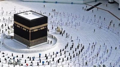 الحكمة من الطواف حول الكعبة من اليسار عكس عقارب الساعة